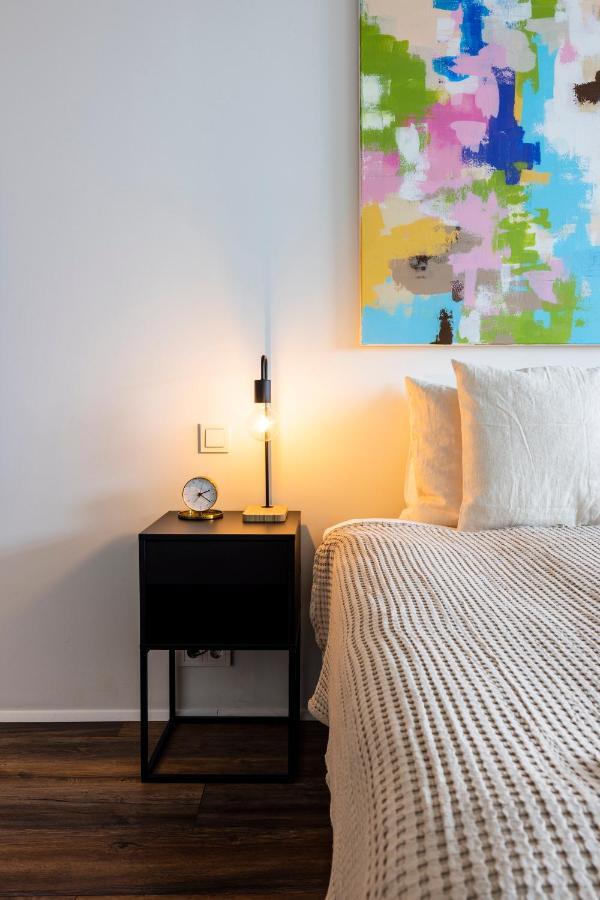 Loft-Style Duplex With Balcony In Downtown Reykjavik Apartman Kültér fotó