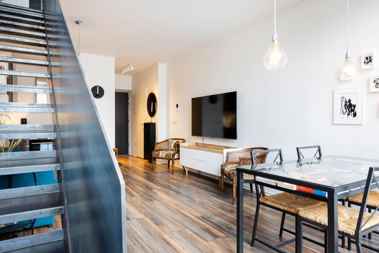 Loft-Style Duplex With Balcony In Downtown Reykjavik Apartman Kültér fotó